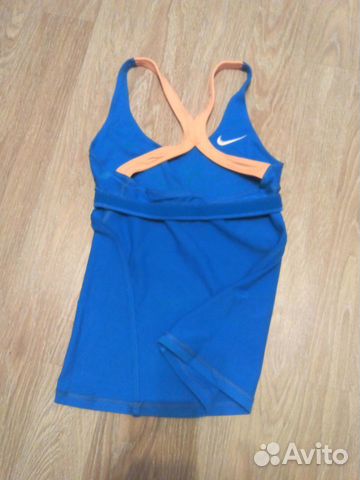 Топ с поддержкой для фитнеса Nike