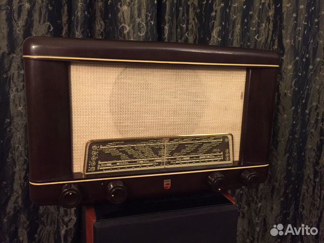 Радиоприёмник ламповый Philips
