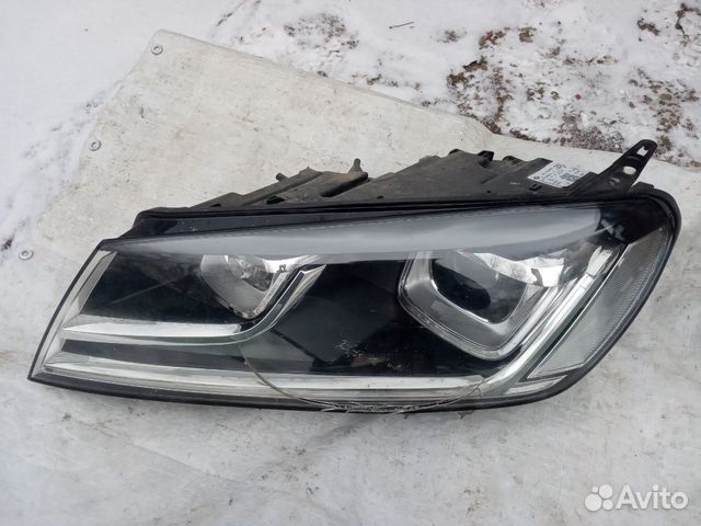 Volkswagen Touareg NF рест фара левая Volkswagen Touareg NF рест фара левая