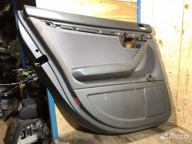Обшивка задней левой двери Audi A4 B6, A4 B7 79007