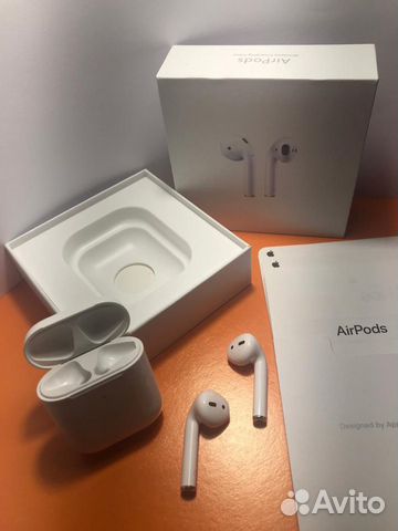 Наушники Apple AirPods 2 (Wireless Charging Case) Наушники Apple AirPods 2 (Wireless Charging Case)