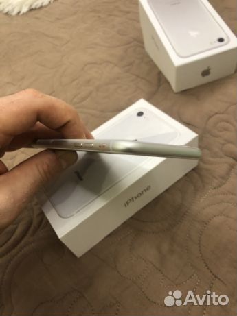 iPhone 8 iPhone 8