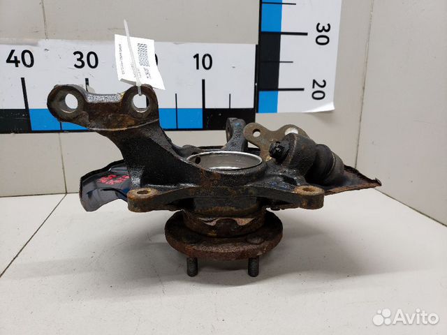 Кулак поворотный передний правый Toyota Camry V40