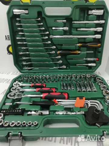 Инструмент в наборе SATA на 121 предмет