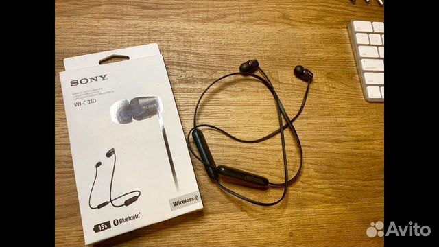 Беспроводные наушники Sony WI-C310 (новые) Беспроводные наушники Sony WI-C310 (новые)