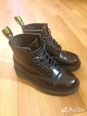Демисезонные ботинки Dr. Martens