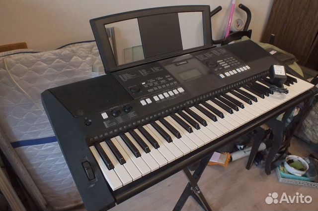 Yamaha PSR E423 Yamaha PSR E423