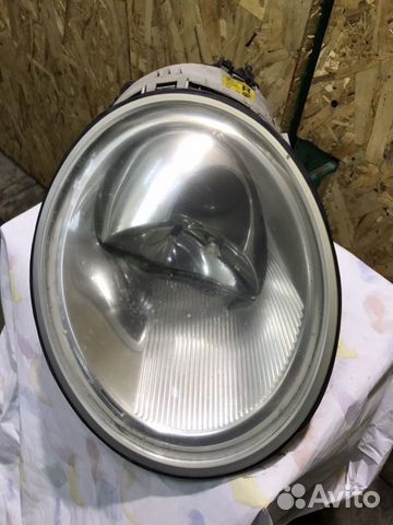 Фара правая Volkswagen Beetle