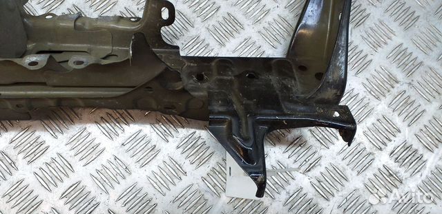 Суппорт панели правый Toyota Camry V70 viii Суппорт панели правый Toyota Camry V70 viii