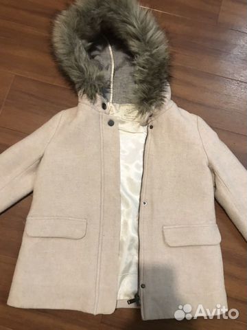 Пальто на девочку Zara Пальто на девочку Zara