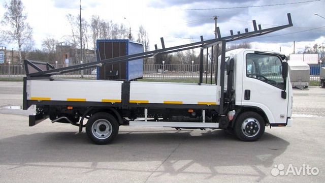 Isuzu NMR85H до 3.5 тонн борт + съемный ложемент Isuzu NMR85H до 3.5 тонн борт + съемный ложемент