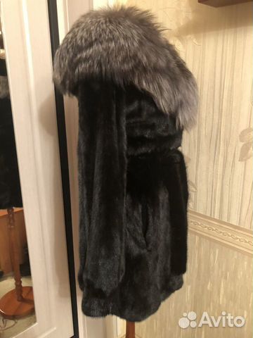 Шуба норковая с капюшоном чернобуркой