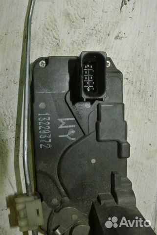 Замок двери задней правой Opel Zafira B 2005-2012