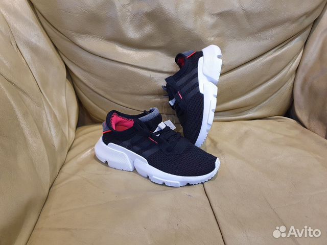 Кроссовки Adidas новые детские 31 р Кроссовки Adidas новые детские 31 р