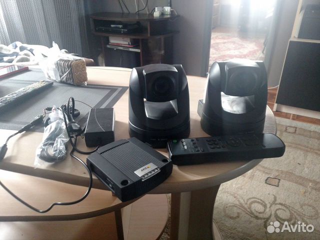 Видеокамера поворотная sony EVI-D70 + допы