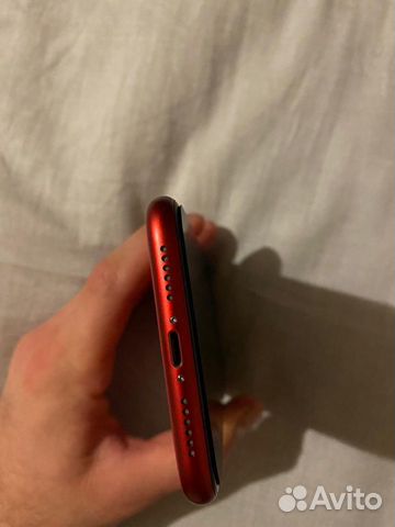 Телефон iPhone 11