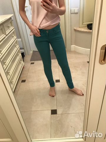 Брюки зауженные Guess Брюки зауженные Guess