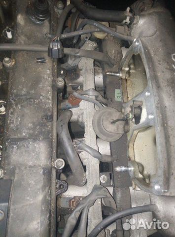 Рампа топливная с форсунками Toyota JZS151 1JZ-GE Рампа топливная с форсунками Toyota JZS151 1JZ-GE