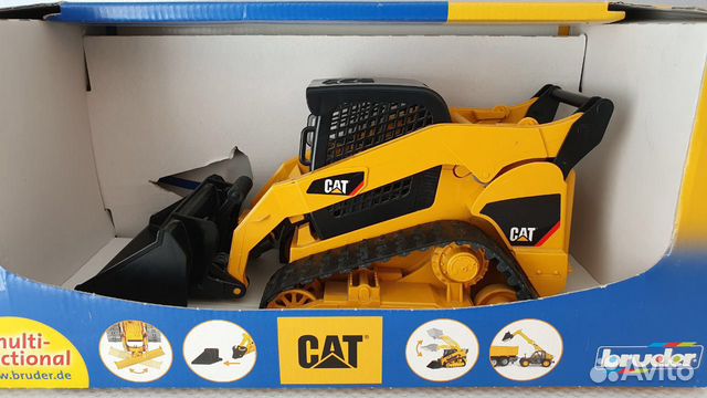 Погрузчик Bruder мини гусеничный CAT с ковшом (02 Погрузчик Bruder мини гусеничный CAT с ковшом (02