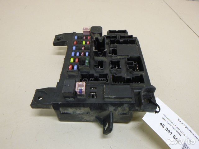 Блок предохранителей Mitsubishi Lancer CX CY