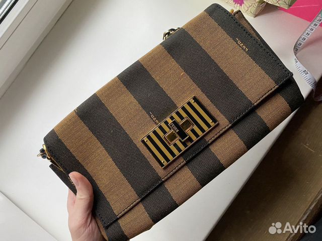Сумка fendi оригинал Сумка fendi оригинал