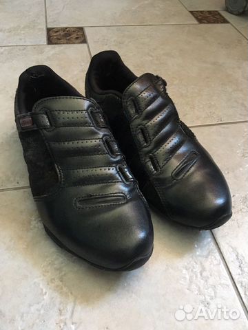Кроссовки adidas (оригинал), р-р 35