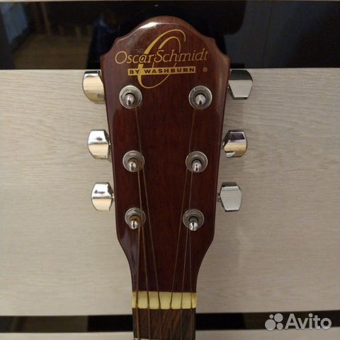 Акустическая гитара Washburn Акустическая гитара Washburn
