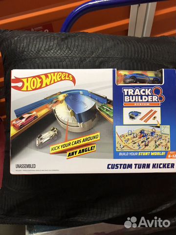 Ускоритель hot wheels угловой Ускоритель hot wheels угловой