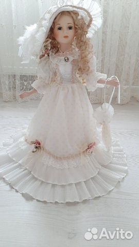 Кукла фарфоровая Кукла фарфоровая