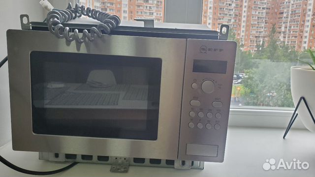 Микроволновая печь Neff H53W60N0 на запчасти Микроволновая печь Neff H53W60N0 на запчасти