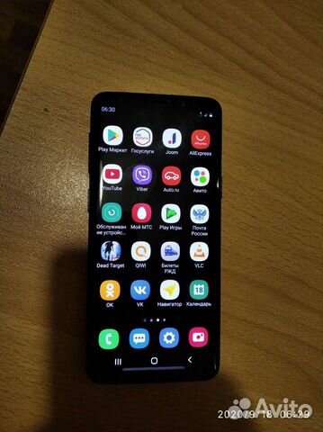 Телефон Samsung S9
