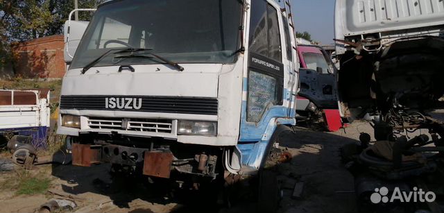 Кабина Isuzu Forward, Исузу Форвард