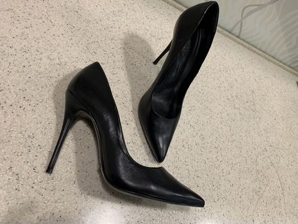 Нлвые туфли лодочки Schutz 41