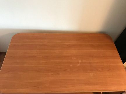 Стол обеденный большой