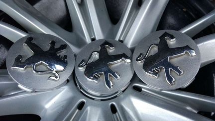 Заглушки на диски Пежо Peugeot оригинал