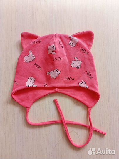 Новые костюмчик, платье и шапочка на девочку