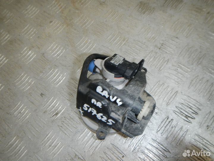 Фара противотуманная правая, Toyota (Тойота) -RAV4