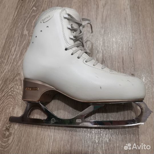 Коньки edea Chorus 245D