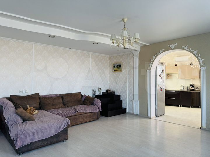 Коттедж 255 м² на участке 20 сот.