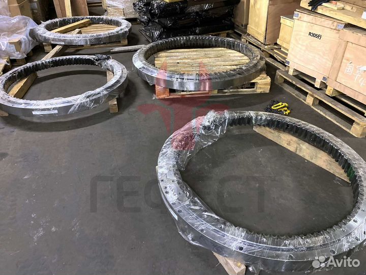 Поворотный круг ZX270-3 9245728