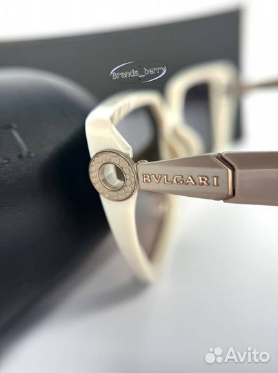 Солнцезащитные очки Bvlgari