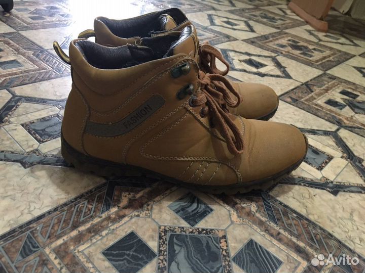 Кожаные ботинки