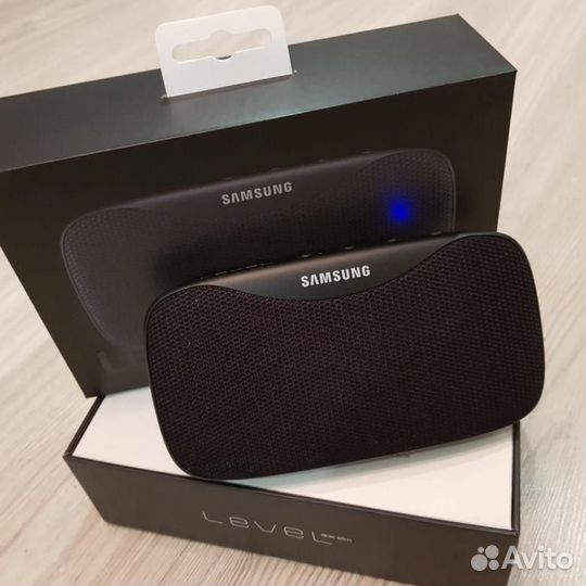 Портативная колонка samsung Level Box