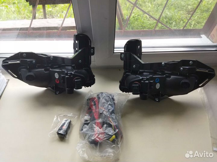 Продам передние противотуманные фары на X-trail