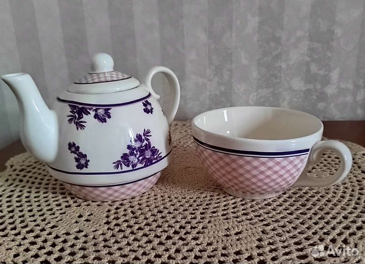 Заварочный чайник с чашкой Avon