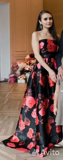 Вечернее платье