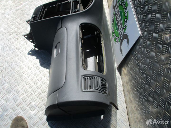 Торпедо Kia Spectra 2006г