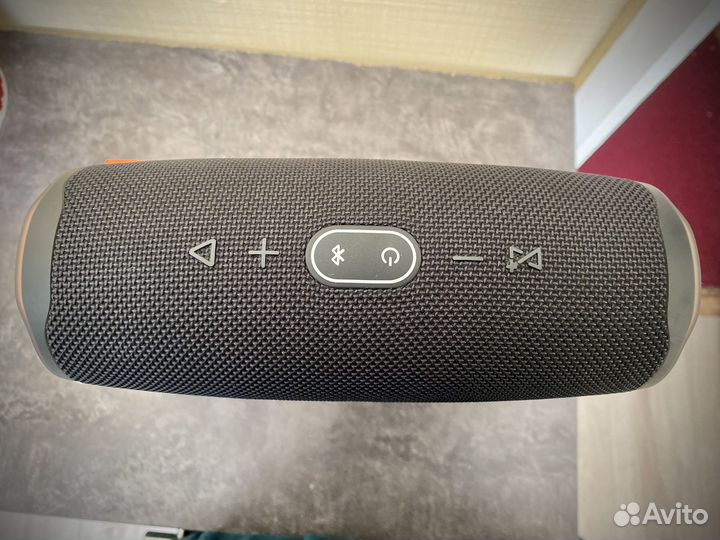 Колонка jbl charge 4 (оригинал)