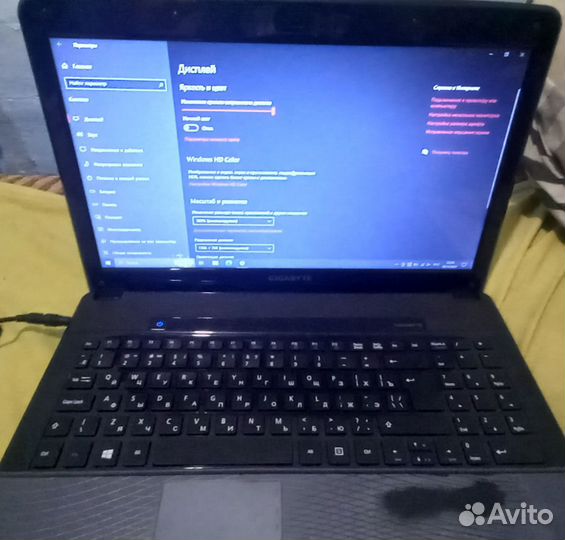 Ноутбук gigabyte q2532c