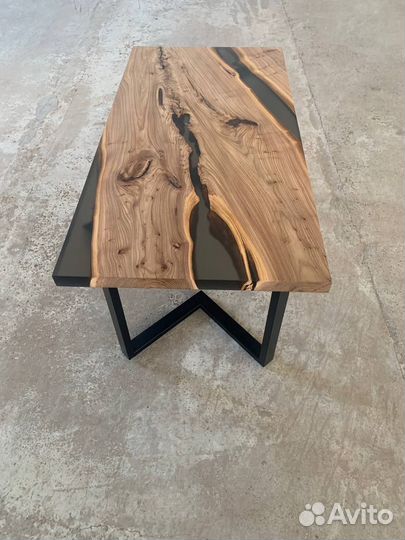 Стол река из слэба карагача
